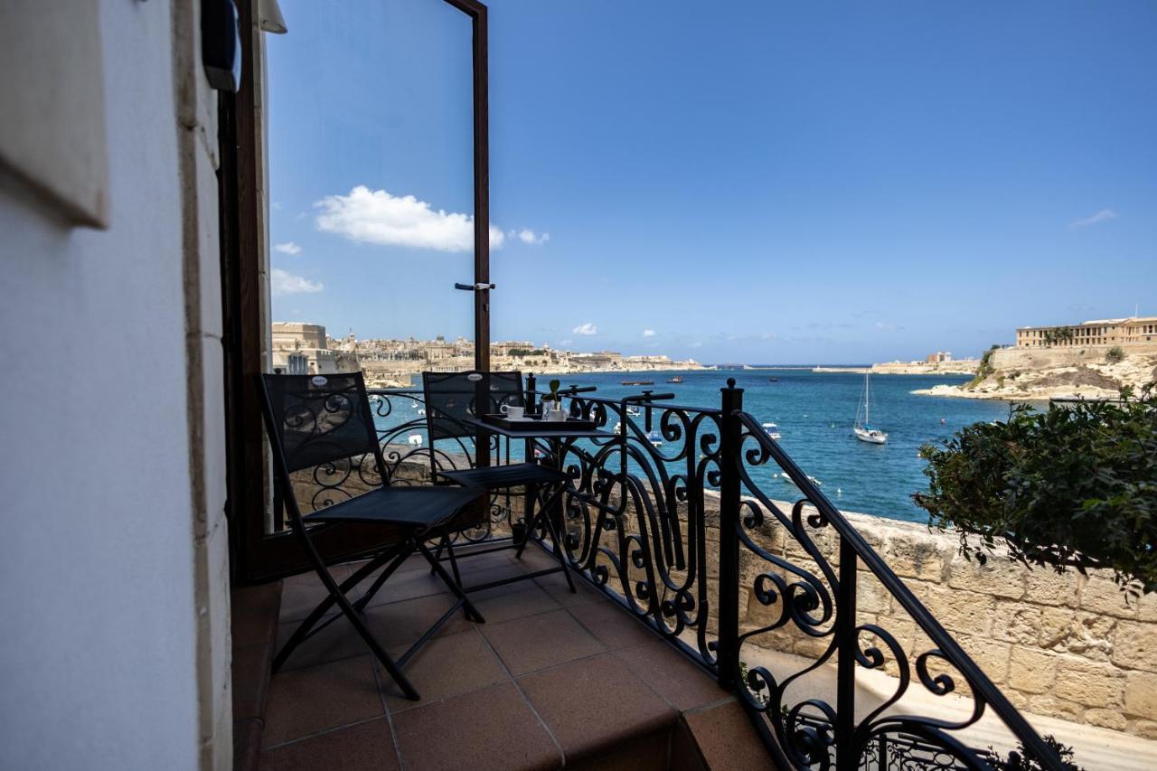 Blue Eye - Waterfront Home In A Scenic Location Birgu Exterior photo