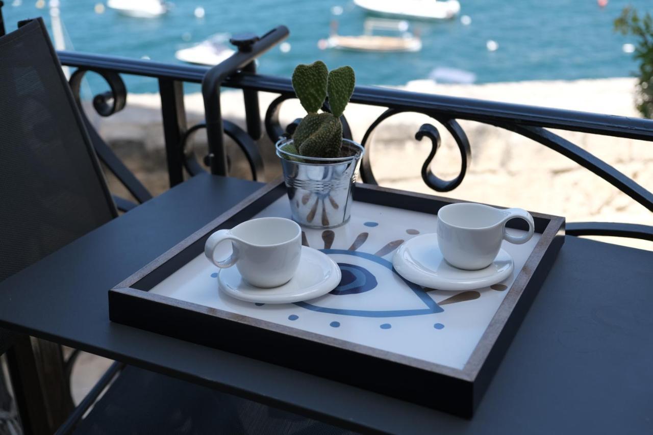 Blue Eye - Waterfront Home In A Scenic Location Birgu Exterior photo